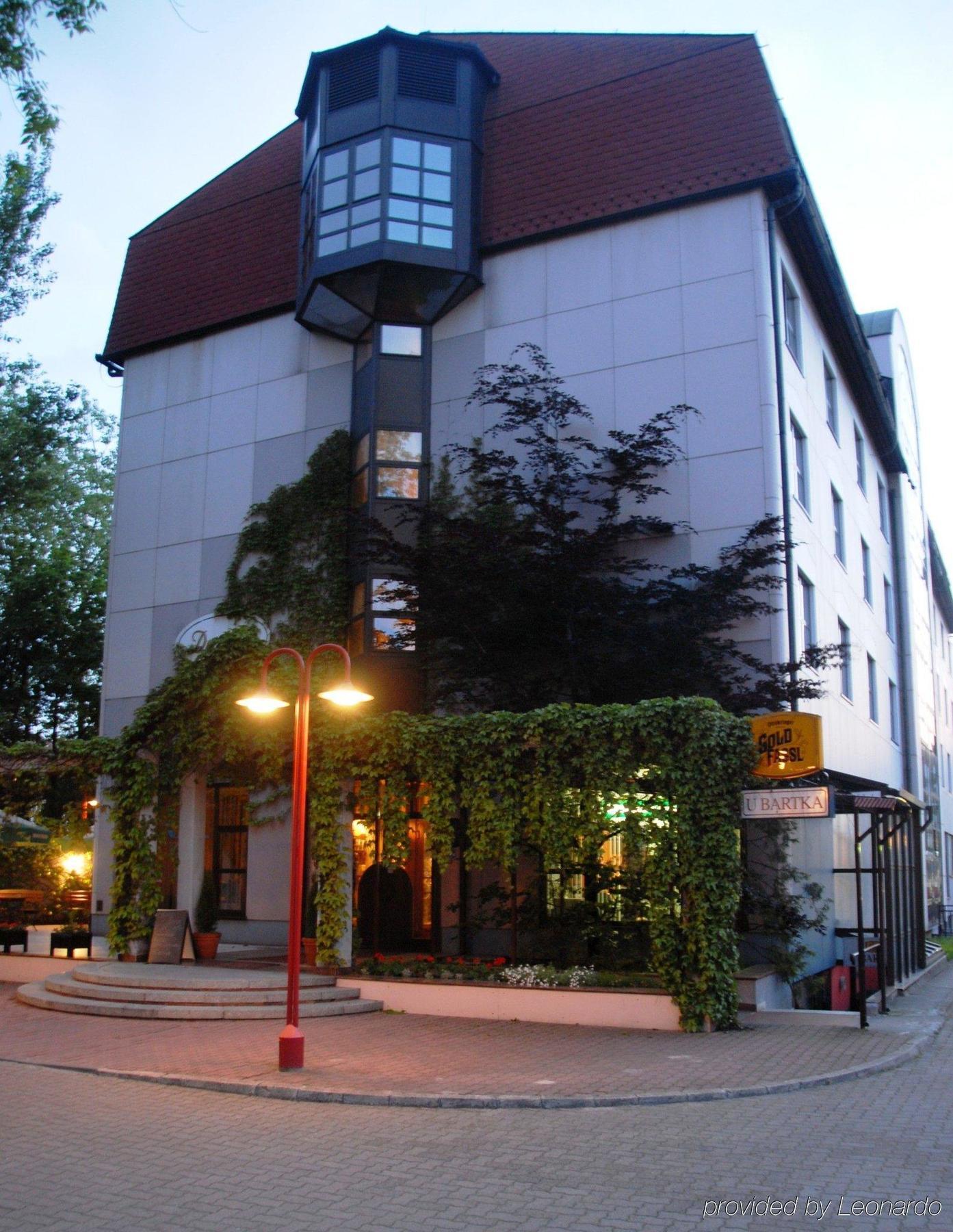 Go Cracow Resort Krakow Exterior photo