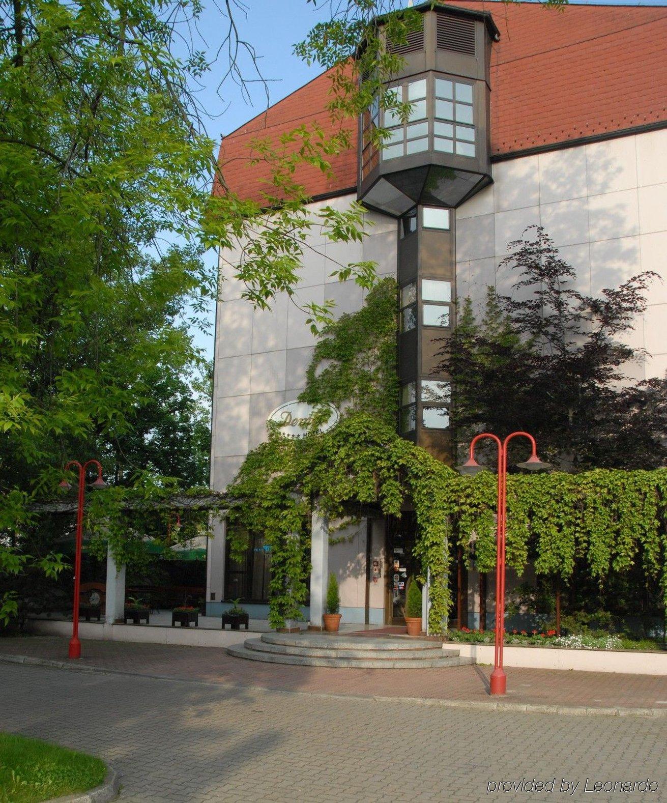 Go Cracow Resort Krakow Exterior photo